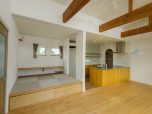 米松（ベイマツ）製材などの高騰により、特に梁(はり)に影響が