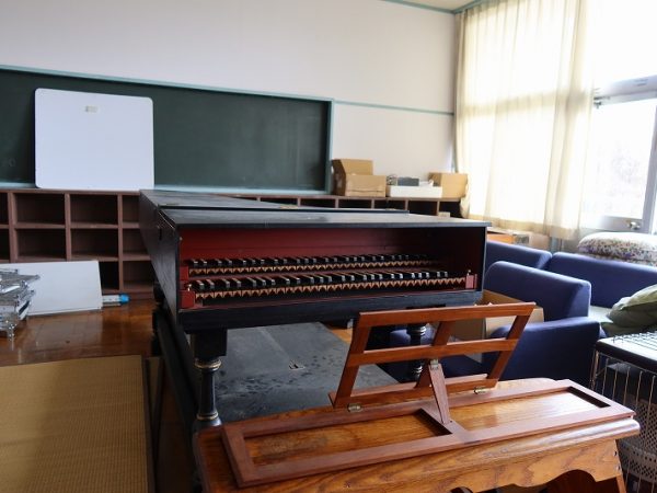 子どもを遊ばせながら食事を楽しめるように作られているカフェ