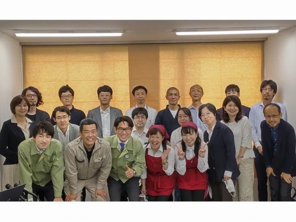 シングルマザーなどの生活困窮者へ住居を安く提供し、入居後の自立支援をする事業「LivEQuality（リブクオリティ）」を、愛知県名古屋市の民間企業が始動させた。