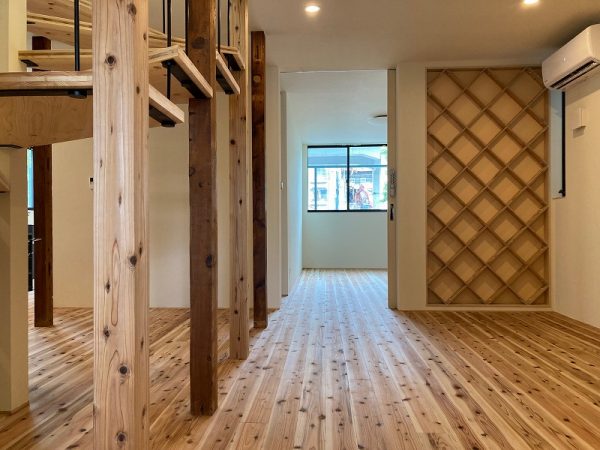 どのような改装をするのか、耐震改修見学会が行われた