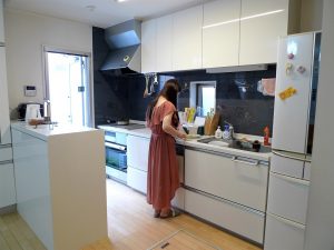 1階の共用キッチンの様子