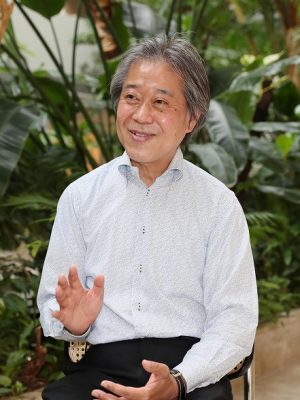 東京スリバチ学会会長の皆川さん。テレビをはじめ、各種メディアでも人気だ