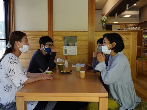 民家を改装した村民の交流拠点「くりや」。オープンから約1ヶ月後の2021年8月に、喫茶店のようにモーニングを実施すると3日間で延べ120人ほどが訪れたそうだ。「まだみんなの生活様式に根付くほど浸透していないので、引き続きこちらからいろいろ仕掛けて、足を運んでもらう機会を増やしていきたい」と杉山さん