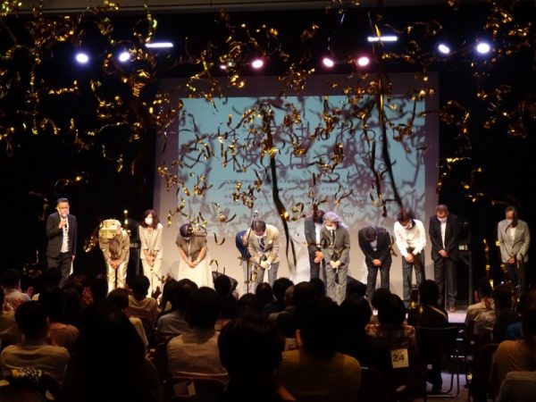 閉館する最終日は多くの人が館内で写真を撮っていた