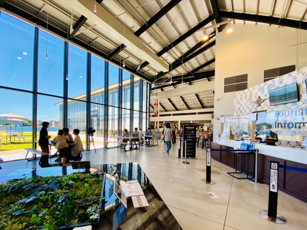 現在の前島、松島港。マリンリゾートとして大人気の観光スポットになった（写真提供：シークルーズ）