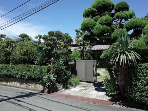 住宅街は、緑が多い