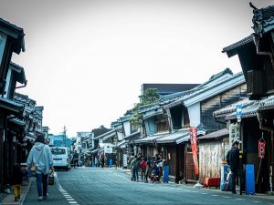 年に1回大規模なマルシェ「ミノマチヤマーケット」が、隔月で小規模な「ミノノイチ」を開催。県内外から多くの人が訪れる人気イベントだ