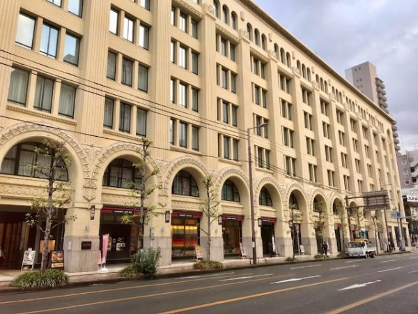 髙島屋東別館　南西側からの外観