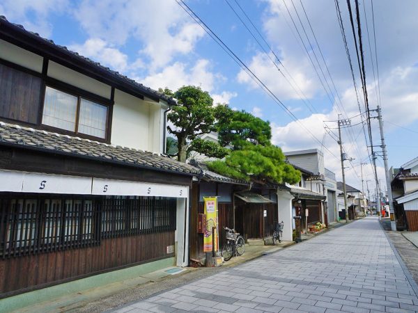 ▲今から160年ほど前、桜田門外の変が起こった万延元（1860）年に、刻たばこの製造業をはじめた真鍋家。当主の真鍋武蔵と義弟の利三郎が共同で事業を拡大し、池田は「刻たばこのまち」として知られるようになった