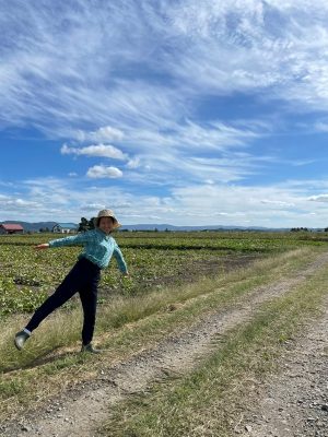 見渡す限りの畑に囲まれたイナゾーファーム