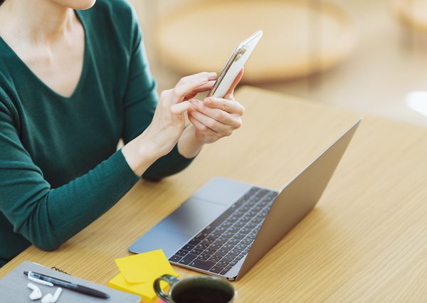 APR（Annual Percentage Rate)は借り入れの際に必要な諸費用（融資手数料、保証料、団体信用生命保険料等）が考慮して算出される