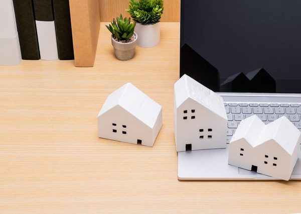 住宅ローン控除については、国税庁HPの最新情報を参照してほしい
<br>国税庁HP：中古住宅を取得した場合（住宅借入金等特別控除）<br>https://www.nta.go.jp/taxes/shiraberu/taxanswer/shotoku/1214.htm