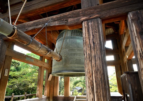 西新井大師　鐘楼