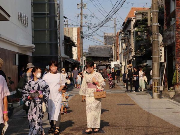 仲居さんの住居棟だった「float」2階の賃貸住宅室内。約40m2