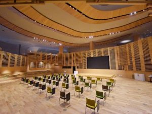 開放感のある広々とした「太陽のホール」