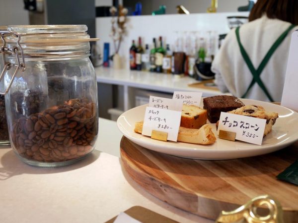 大廊下の北側に併設された「tori8 coffee」。マスターも長久手市民。親身になって相談にのってくれそうだ