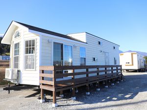 飯島流ワーケーションの拠点となるトレーラーハウス