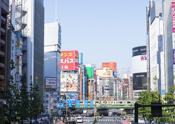 東京都の人口減少は4つの要因が考えられる