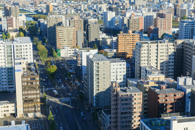 【中古】 自治体行政と政策の優先順位づけ “あれもこれも”から“あれかこれか”への転換/大阪大学出版会/佐藤徹 自治体行政と政策の優先順位づけ‐“あれもこれも”から“あれかこれ