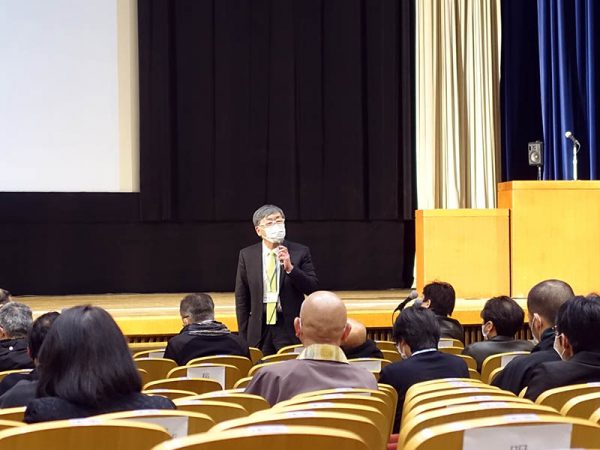 最優秀賞を受賞した1班。それぞれの言葉で作品に込めた想いや感謝の言葉を伝えた