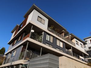 完成するまでには幾多の苦難があった。それから20余年、住んでいらっしゃる方は実に満足そうだ