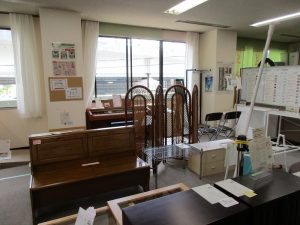 リユース品が並ぶ「リユース工房」内（写真提供：豊田市）