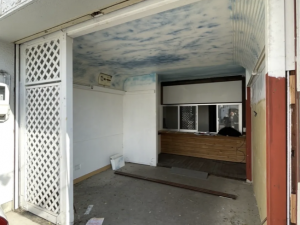 改修前の様子。建具や内装の施工は名古屋市中村区の大門商店街に工房を構える「soiro living」が手掛けた