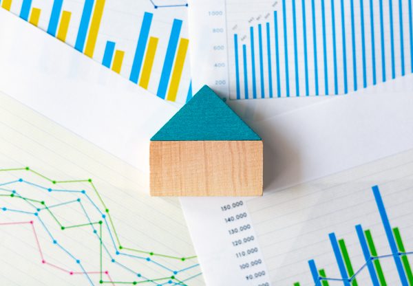 JLLによる「2020年版グローバル不動産透明度インデックス」では、日本の透明度は99ヶ国中16位となっている