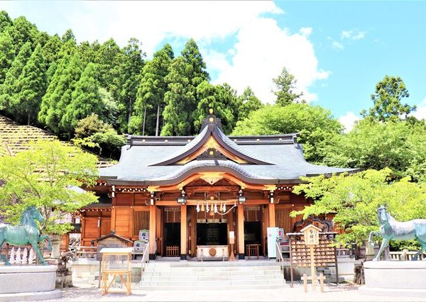 奈良県吉野郡にある丹生川上神社