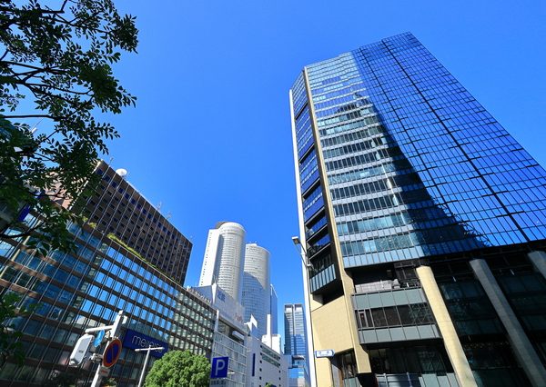 令和4（2022）年地価公示　商業地の変動率上位順位表（圏域別）<br>
出典：国土交通省ウェブサイト