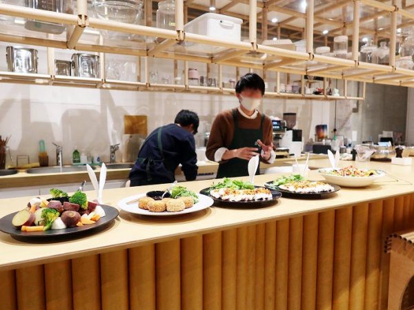 この日の参加者は4人。私を除き、全員若い男性だった