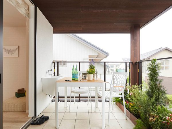 物干しスペースよりも居心地のよいベランダプランに