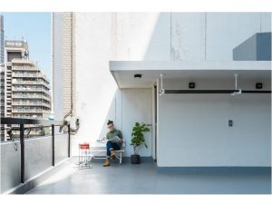 さまざまな用途に使える屋上が、ビルに付加価値を与えている（画像提供：アートアンドクラフト）