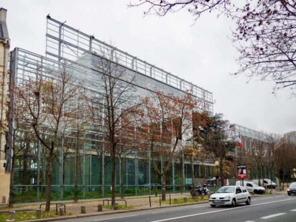 アラブ世界研究所、ジャン･ヌーヴェル、1987年
