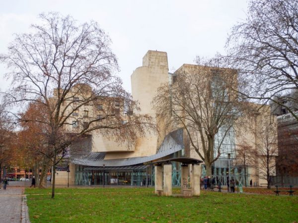 旧アメリカン･センター、フランク･ゲーリー、1994年