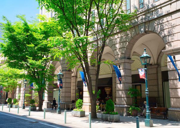 兵庫県神戸市に本社を置く株式会社日住サービスは、不動産コンサルタント、建装サービス、広告宣伝代行サービスなど多彩な事業を展開している。地域に対する思いや、これからの不動産業界のあり方などを代表取締役社長に伺った。