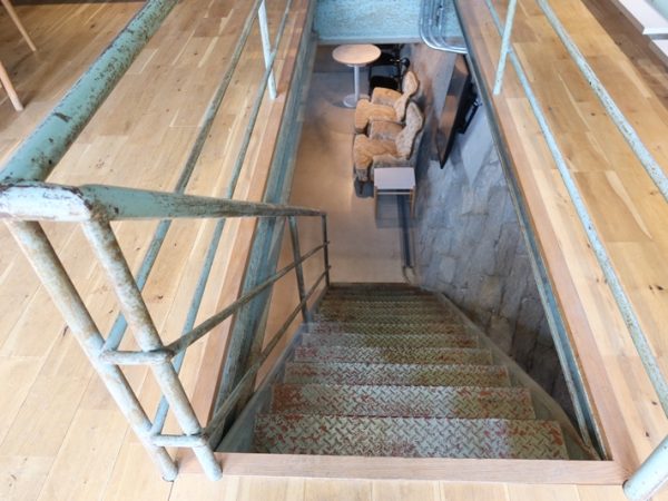 これが最初に見たチラシ。これが住宅の分譲に関係するとはとても思えない