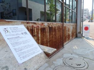 奥のベーカリー。あっという間に人気店になった