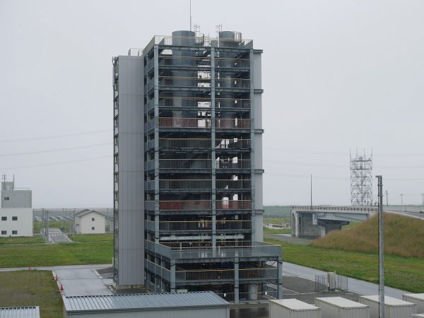 インフラ点検・災害対応エリア。手前に試験用プラント、中央に試験用橋梁、奥に試験用トンネルがある