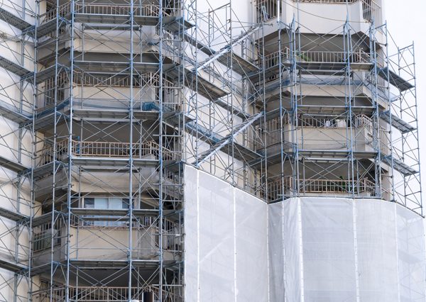 ⼤規模修繕工事などでは、大きなお金が動く。まずは、区分所有者としてマンション管理に関心を寄せることが大事だ