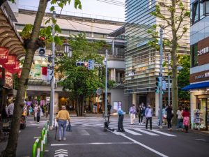 1位の千葉みなと駅は”理論物件価格”の半額以下で中古マンションが買える？