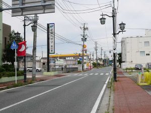 新町通り周辺。駅前から新町通り周辺にかけて一体的な整備が期待される