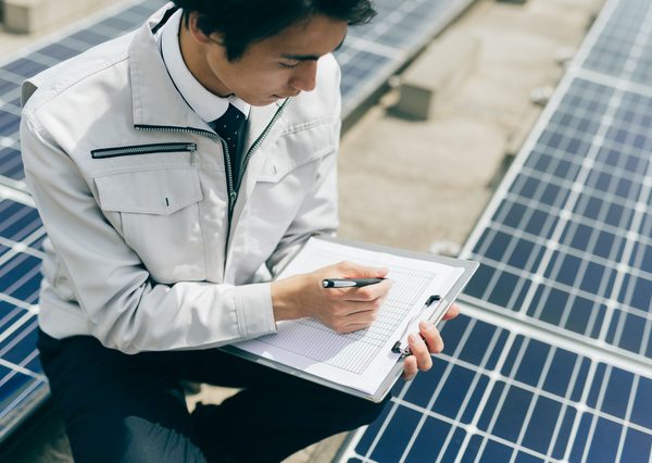 設置場所の状況や依頼先によって、解体・撤去にかかる費用は大きく変わってくる