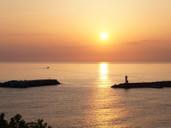 宿泊者も楽しみにする、神恵内村の自慢の夕日