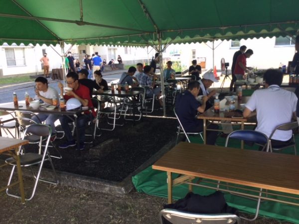 講義、ワークショップ、避難経路確認と続いたイベントは、ベトナム料理を囲んでの交流会で締められた