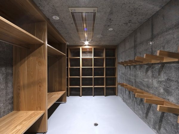 居室の玄関近くで乗降できるエレベーター