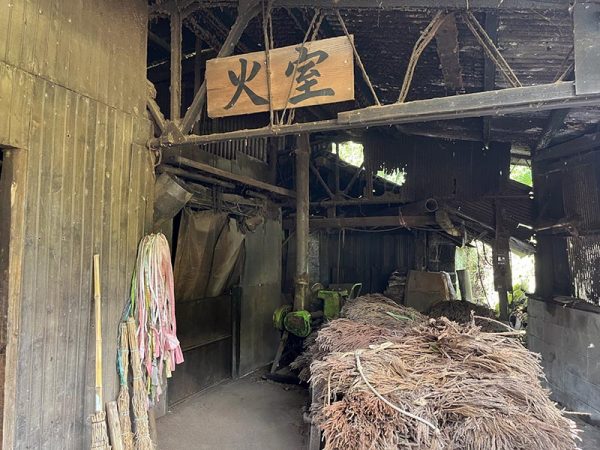 「馬場水車場」で迎えてくれた馬場猛さん（写真中）