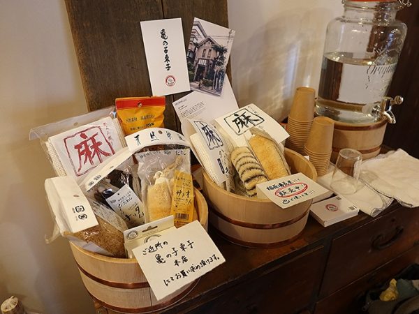 ちなみにご近所にある亀の子束子の本社はレトロな建物でこちらも見ておきたいところ