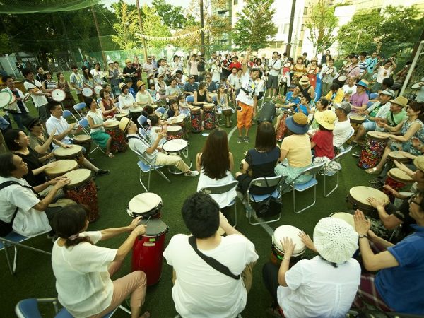 ファシリテーターは単に指揮をとるだけでなく、場の空気を読み進めていかなければならない。だからこそファシリテーターそれぞれの個性が出て面白いという