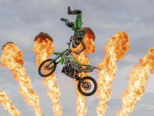 写真からでも熱気が伝わるトヨロック会場内